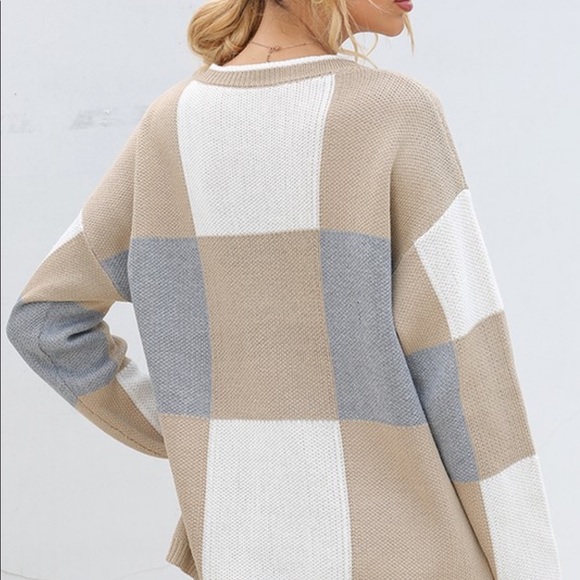 NWT Square print knit sweater - Picture 5 of 6